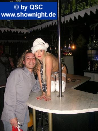 engel nikolaus stripperin gogo_0000028.jpg